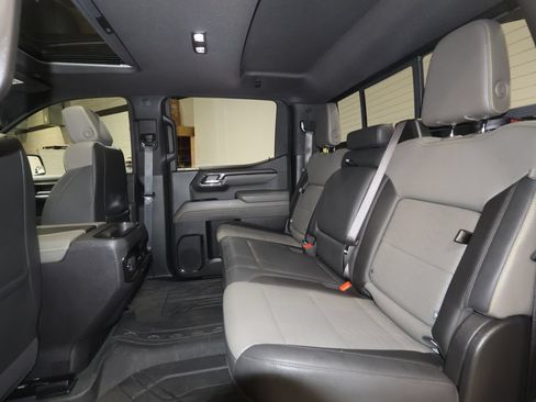 Used 2024 Chevrolet Silverado 1500 ZR2 AWD/4WD image 24