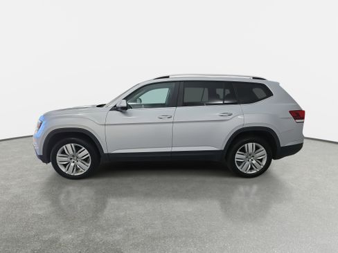 Used 2019 Volkswagen Atlas SE w/ Panoramic Sunroof Package image 6