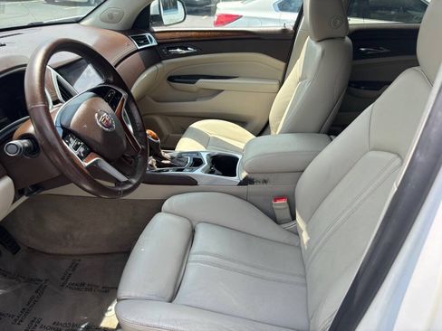 Used 2013 Cadillac SRX Luxury w/ Driver Awareness Package FWD image 7