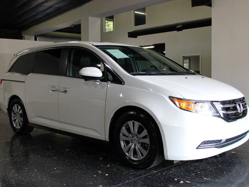 Used 2016 Honda Odyssey EX-L image 1