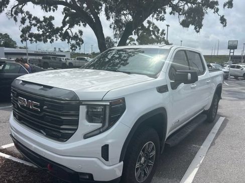 Used 2024 GMC Sierra 1500 AT4 w/ Technology Package AWD/4WD image 2