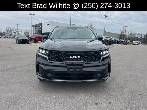 Used 2022 Kia Sorento SX image 2