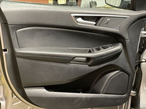 Used 2021 Ford Edge SEL AWD/4WD image 13