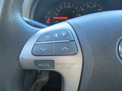 Used 2009 Toyota Camry LE image 15