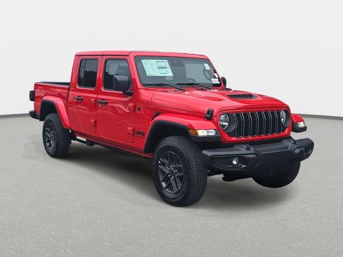 New 2025 Jeep Gladiator Sport image 3