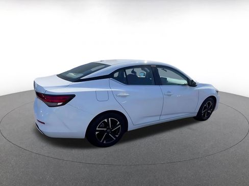 Used 2025 Nissan Sentra SV image 15