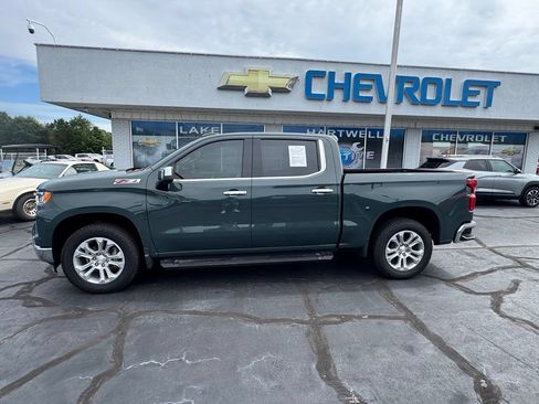 Certified 2025 Chevrolet Silverado 1500 LTZ AWD/4WD image 2