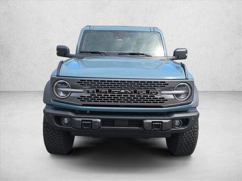 Used 2023 Ford Bronco Badlands w/ Sasquatch Package AWD/4WD image 2
