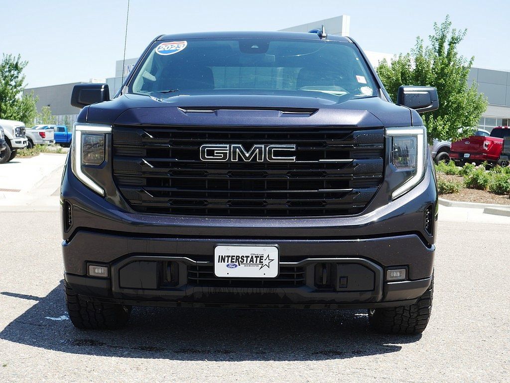 Used 2023 GMC Sierra 1500 Elevation AWD/4WD image 8