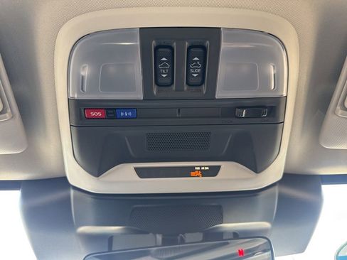 Certified 2025 Subaru Crosstrek 2.5i Limited w/ Crosstrek Mirror Package image 24