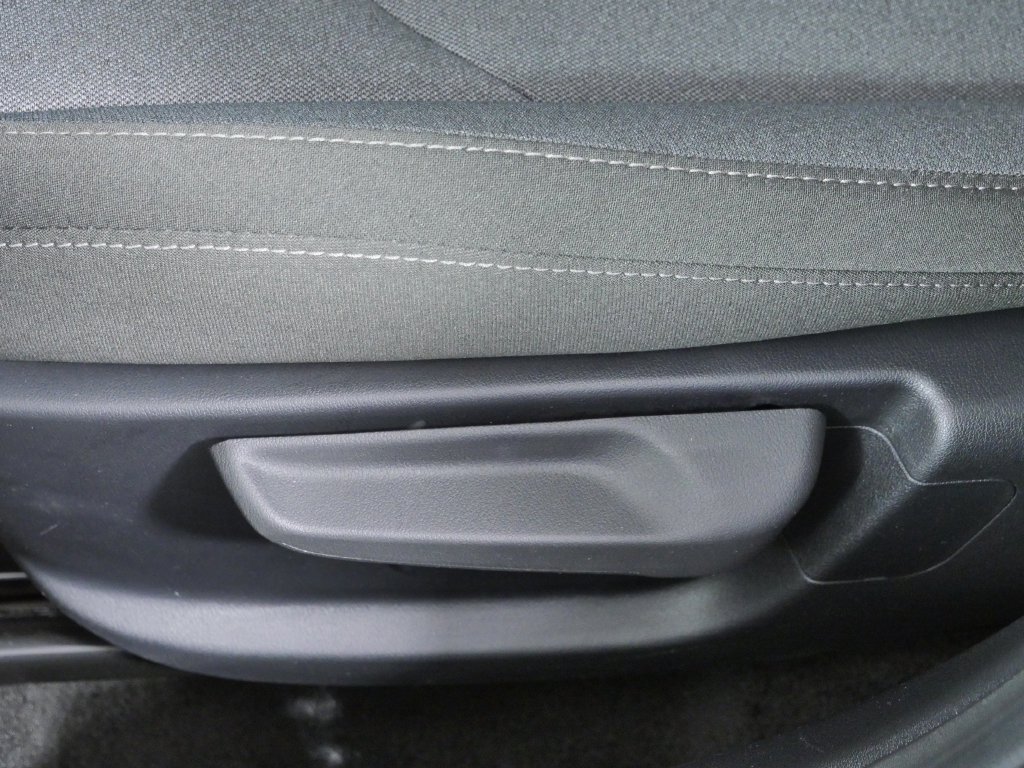 Used 2025 Kia K4 FWD image 25