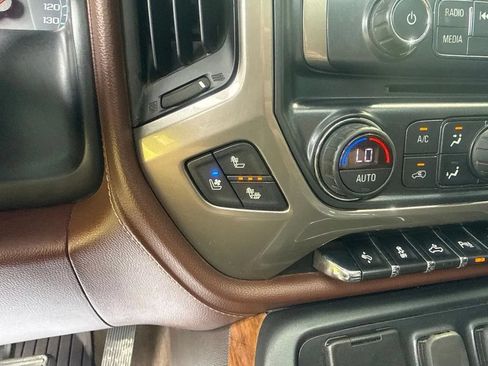 Used 2019 Chevrolet Silverado 3500 High Country w/ Duramax Plus Package AWD/4WD image 23