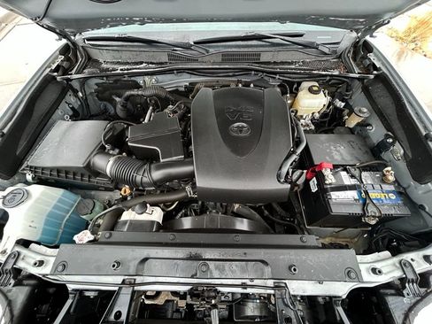 Used 2020 Toyota Tacoma TRD Off-Road image 31