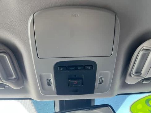 Used 2022 Toyota Camry XSE image 30