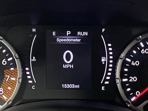 Used 2020 Jeep Renegade Altitude image 6