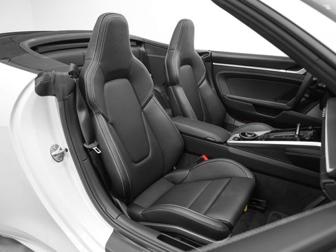 Certified 2025 Porsche 911 Carrera S RWD image 34
