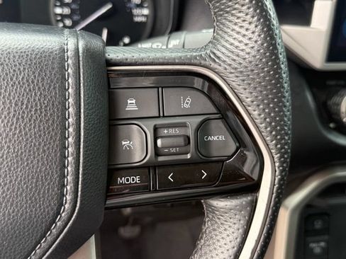 Used 2022 Toyota Tundra SR5 w/ SR5 Premium Package AWD/4WD image 18