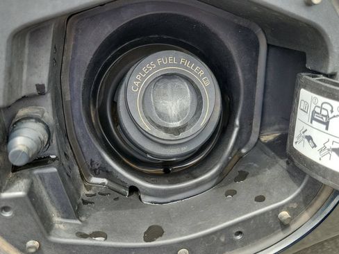 Used 2023 Nissan Rogue SV AWD/4WD image 35