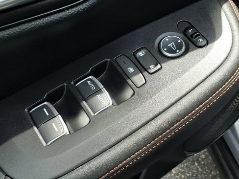 Used 2024 Honda HR-V Sport image 14