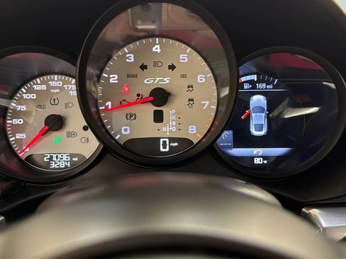 Used 2018 Porsche 718 Cayman GTS RWD image 13