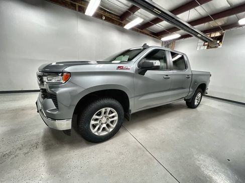 Certified 2023 Chevrolet Silverado 1500 LT AWD/4WD image 5