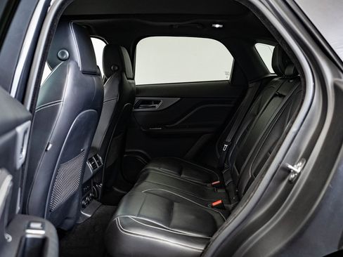 Used 2020 Jaguar F-PACE S image 41