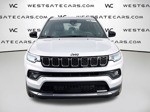 New 2025 Jeep Compass Latitude w/ Sun & Sound Group image 4