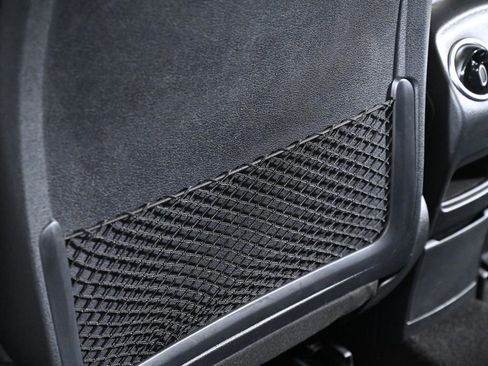 Used 2022 Mercedes-Benz GLB 35 AMG 4MATIC image 35