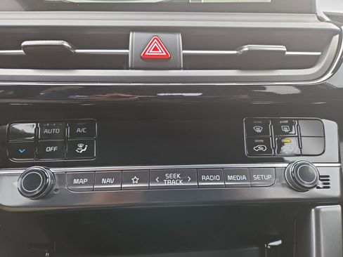 New 2026 Kia Seltos S FWD image 29