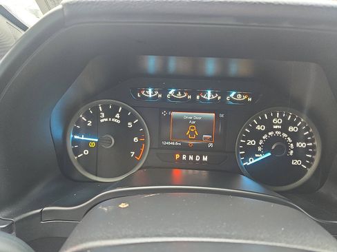 Used 2019 Ford F150 XLT w/ Equipment Group 302A Luxury image 16