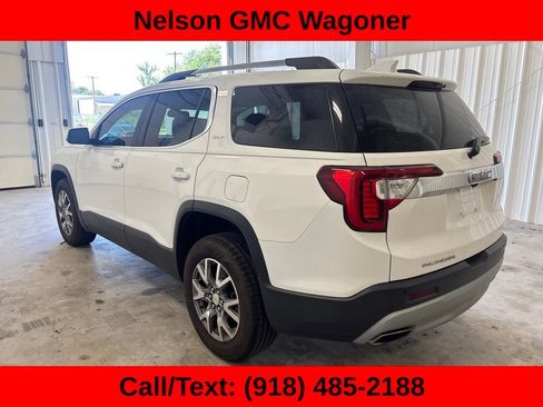 Used 2020 GMC Acadia SLT w/ LPO, Floor Liner Package FWD image 7
