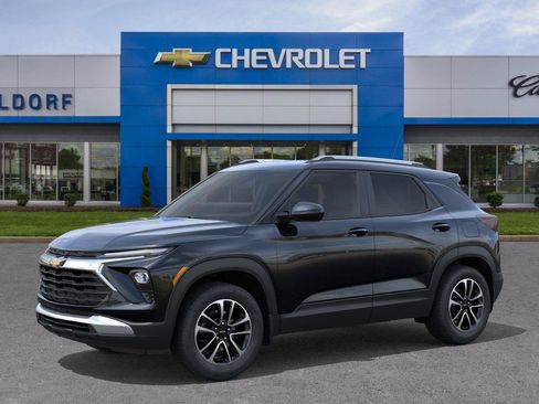 New 2026 Chevrolet TrailBlazer LT w/ Driver Confidence Package AWD/4WD image 2