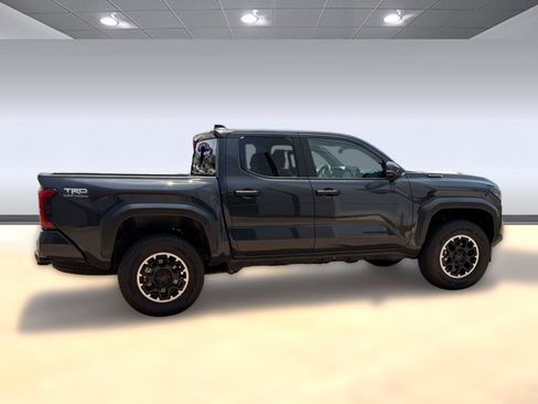 Used 2026 Toyota Tacoma TRD Off-Road w/ TRD Off Road Upgrade Package AWD/4WD image 8