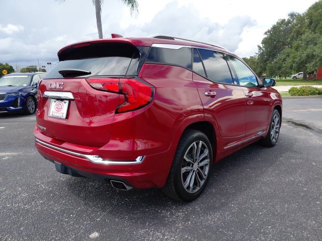 Used 2019 GMC Terrain Denali w/ Advanced Safety Package FWD image 4