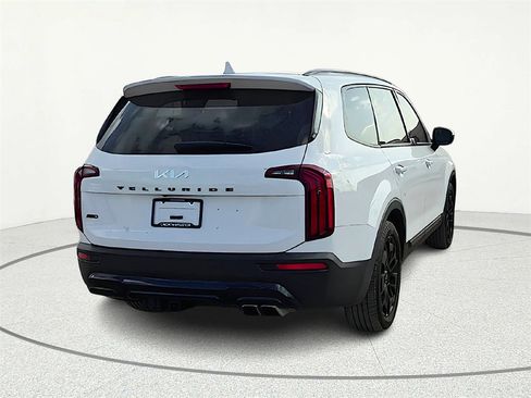 Used 2022 Kia Telluride SX w/ SX Prestige Package image 6