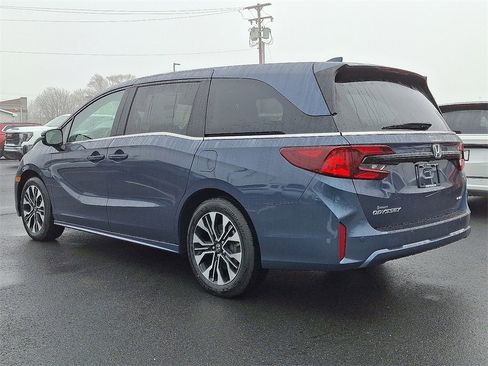 New 2026 Honda Odyssey Elite image 4