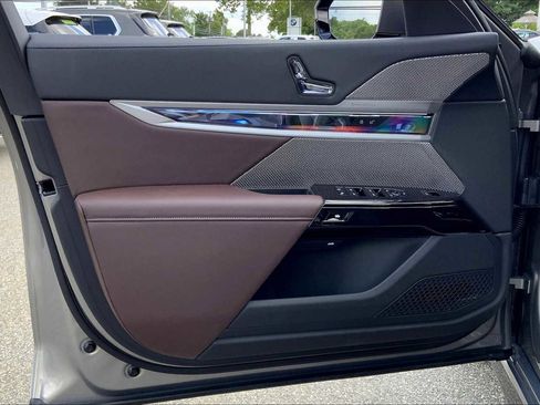 New 2025 BMW 760i xDrive 760i xDrive image 10