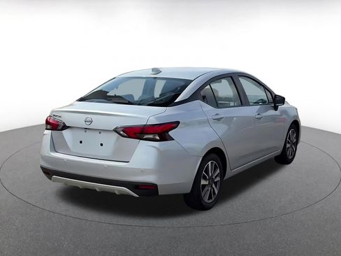 Used 2025 Nissan Versa SV image 12