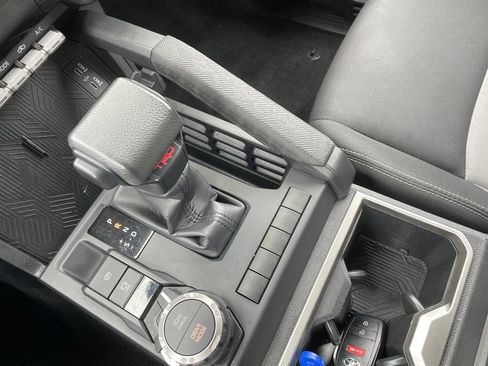 Certified 2025 Toyota Tacoma TRD Sport AWD/4WD image 21