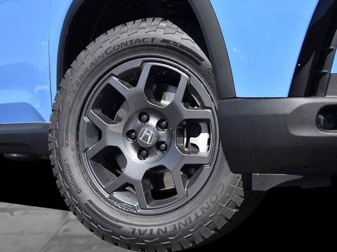 New 2025 Honda Pilot TrailSport image 3