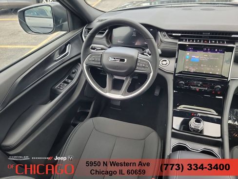 New 2026 Jeep Grand Cherokee L 4WD image 13