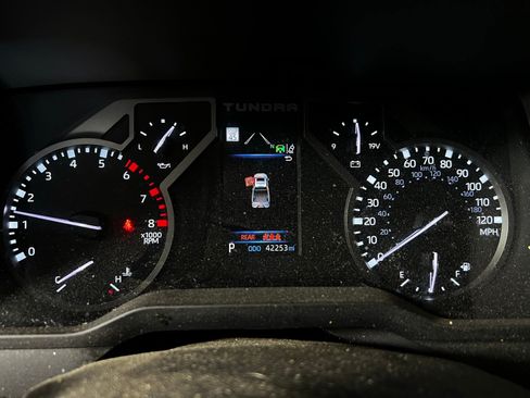 Used 2023 Toyota Tundra Limited image 10