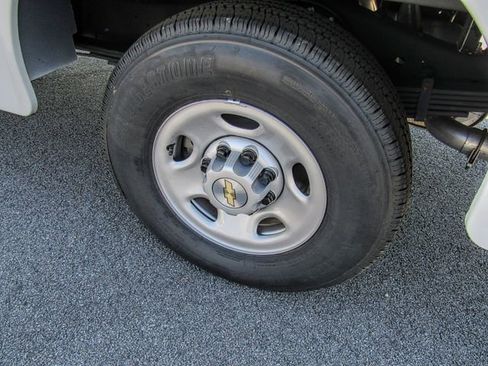 New 2025 Chevrolet Express 3500 w/ Power Convenience Package image 11