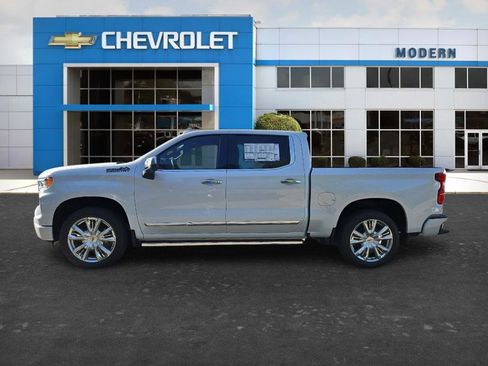 New 2026 Chevrolet Silverado 1500 High Country AWD/4WD image 2