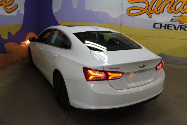 Used 2019 Chevrolet Malibu LT w/ LT True North Edition FWD image 6