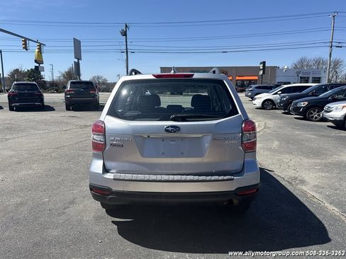 Used 2016 Subaru Forester 2.5i w/ Alloy Wheel Package image 6