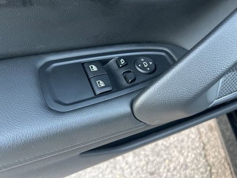 Used 2025 BMW Z4 sDrive30i image 32