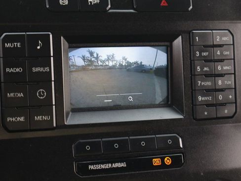 Used 2019 Ford F550 4x4 Crew Cab Super Duty image 31