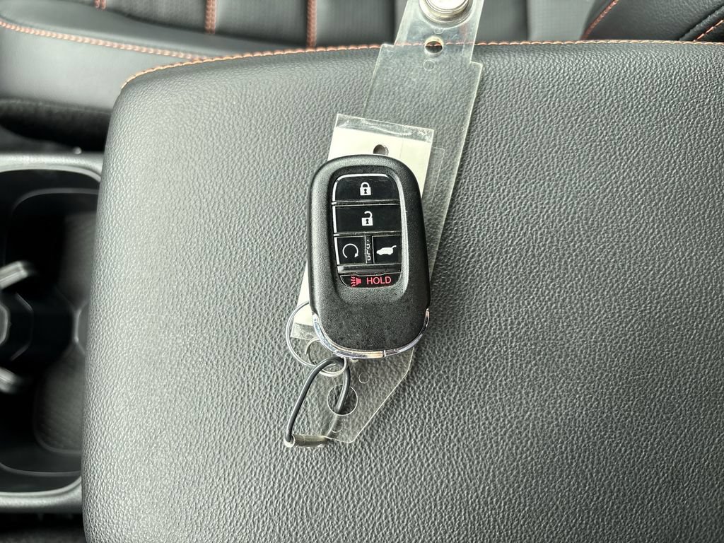 Used 2025 Honda CR-V Sport-L image 33
