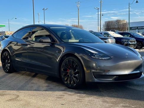 Used 2023 Tesla Model 3 Performance image 13